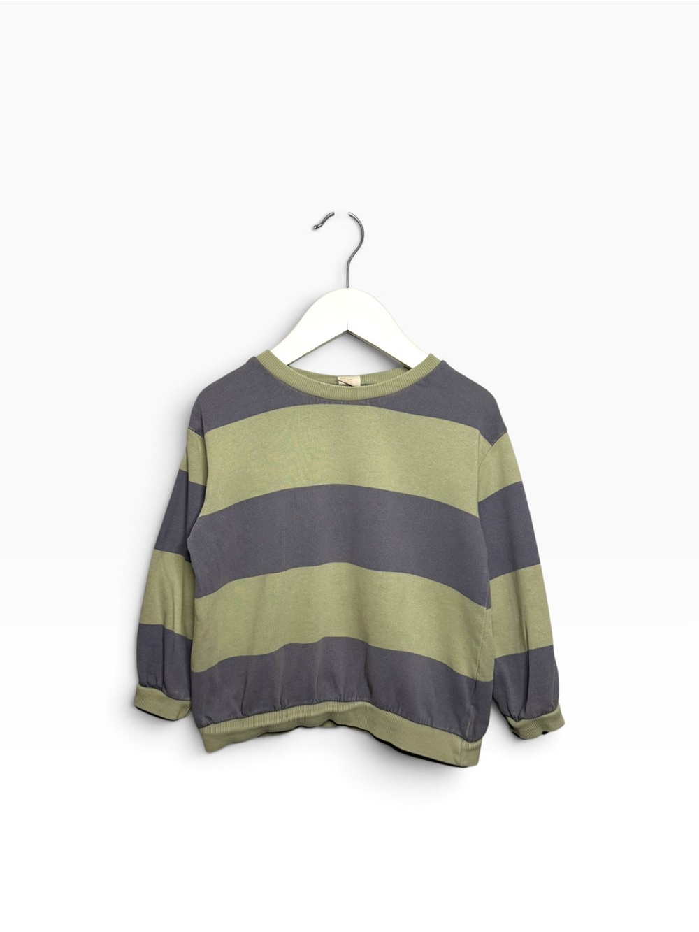 ⭐️ 5/$30 H&M Kids Sweater size 4T